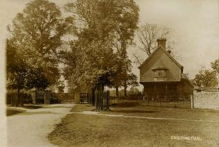 Postcards from Cuddington Article Photo - Postcard dated 9th August 1906: “We will be home next Monday leaving here at 10 o’clock. Thank you very much for the flowers. We are enjoying ourselves very much. Love from Elsie.”