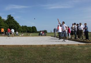 Boules Afternoon! Article Photo - 
